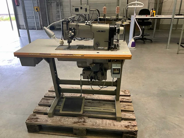 Juki lh-1162 naaimachine - afbeelding 3 van  7