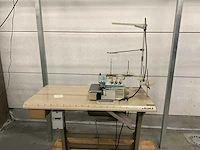 Juki overlockmachine 2402 naaimachine - afbeelding 4 van  7