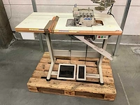 Juki overlockmachine mo6700 - afbeelding 3 van  7