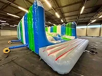 Jumping mountain - afbeelding 2 van  4