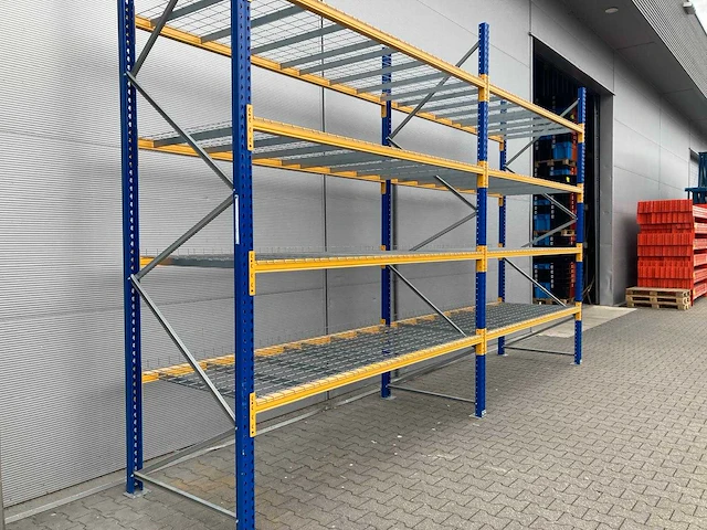 Jungheinrich - mpb - palletstelling 3x16 met inlegroosters - afbeelding 8 van  12