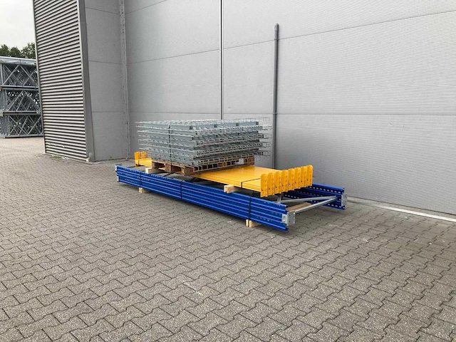 Jungheinrich - mpb - palletstelling 3x16 met inlegroosters - afbeelding 6 van  12