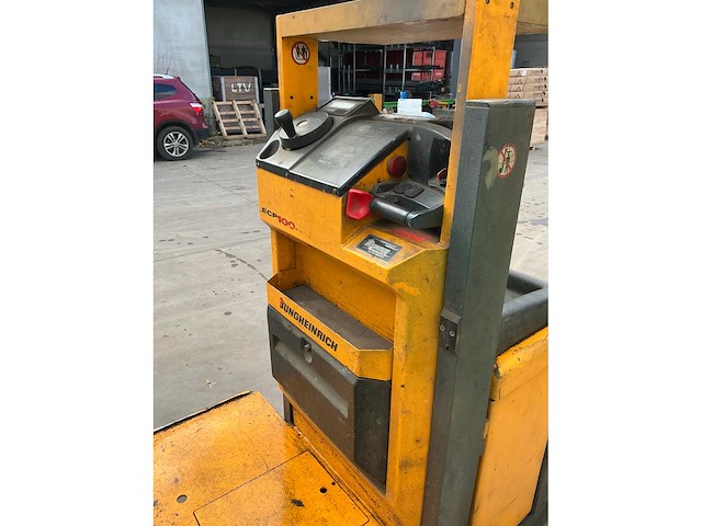 Jungheinrich ecp100-3 industriële trekker - afbeelding 5 van  8
