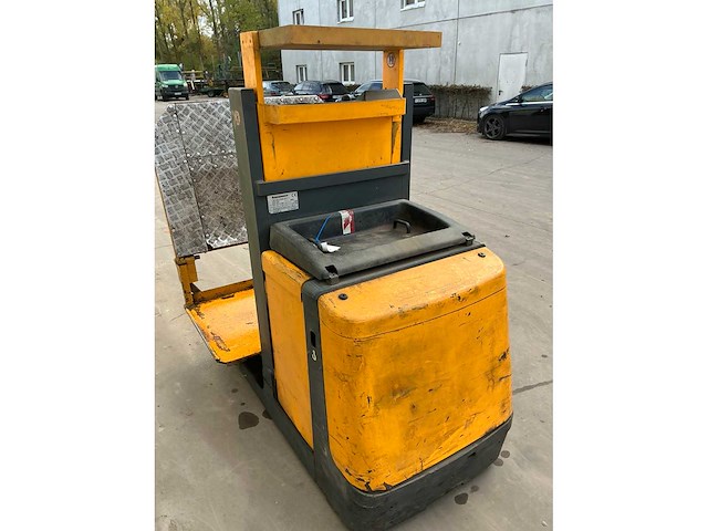 Jungheinrich ecp100-3 industriële trekker - afbeelding 6 van  8