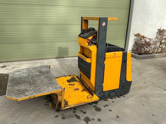 Jungheinrich ecp100-3 industriële trekker - afbeelding 2 van  7