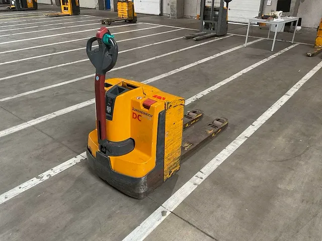 Jungheinrich eje 220 elektrische palletwagen - afbeelding 2 van  7