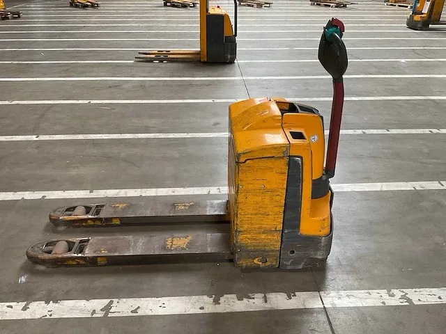 Jungheinrich eje 220 elektrische palletwagen - afbeelding 3 van  7