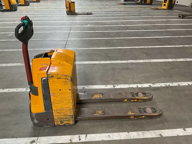Jungheinrich eje 220 elektrische palletwagen - afbeelding 5 van  7