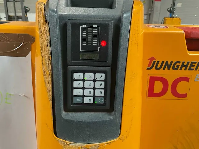 Jungheinrich eje 220 elektrische palletwagen - afbeelding 7 van  7