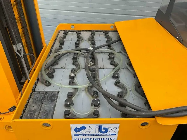 Jungheinrich etm 325 reach truck - afbeelding 2 van  10