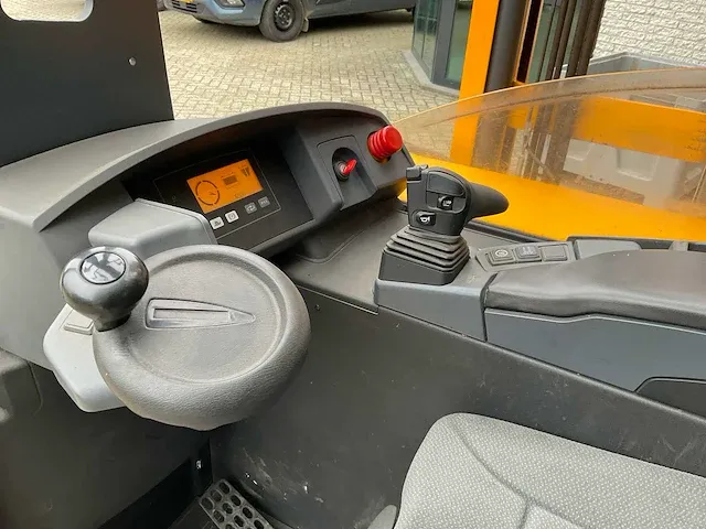 Jungheinrich etm 325 reach truck - afbeelding 5 van  10