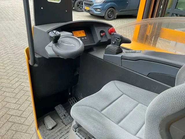Jungheinrich etm 325 reach truck - afbeelding 7 van  10
