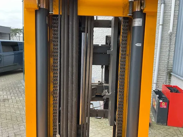 Jungheinrich etm 325 reach truck - afbeelding 9 van  10