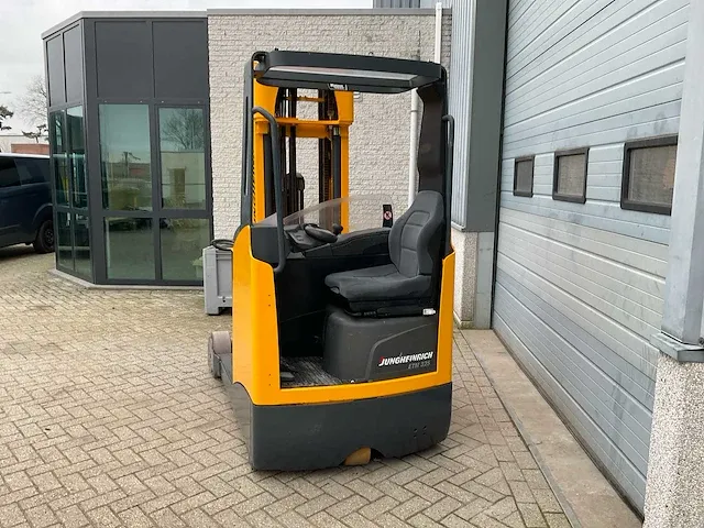 Jungheinrich etm 325 reach truck - afbeelding 3 van  9