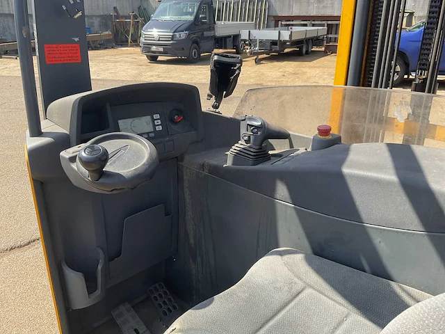 Jungheinrich etv 214 reach truck - afbeelding 2 van  15