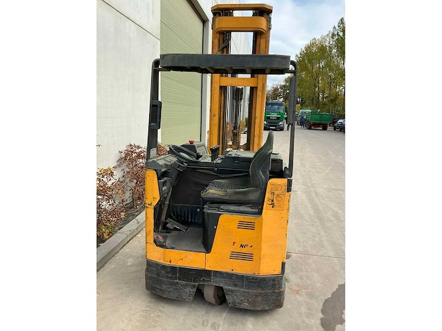 Jungheinrich etv a 13.5 reach truck - afbeelding 6 van  8