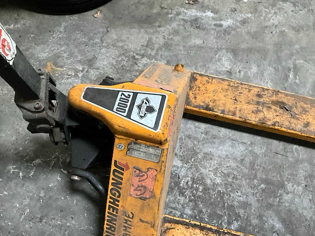 Jungheinrich hand hydraulische palletwagen - afbeelding 3 van  5