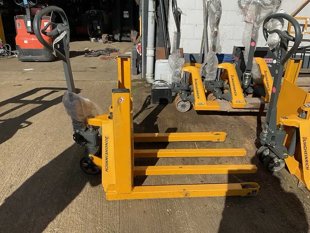 Jungheinrich hand hydraulische palletwagen - afbeelding 1 van  4