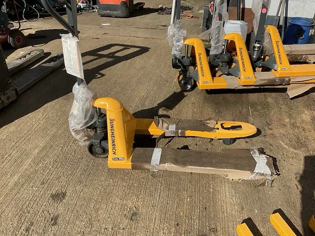 Jungheinrich hand hydraulische palletwagen - afbeelding 1 van  5