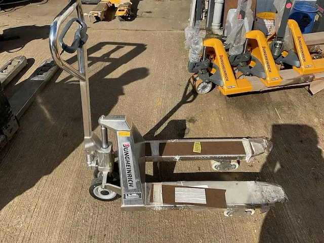 Jungheinrich hand hydraulische palletwagen - afbeelding 3 van  4