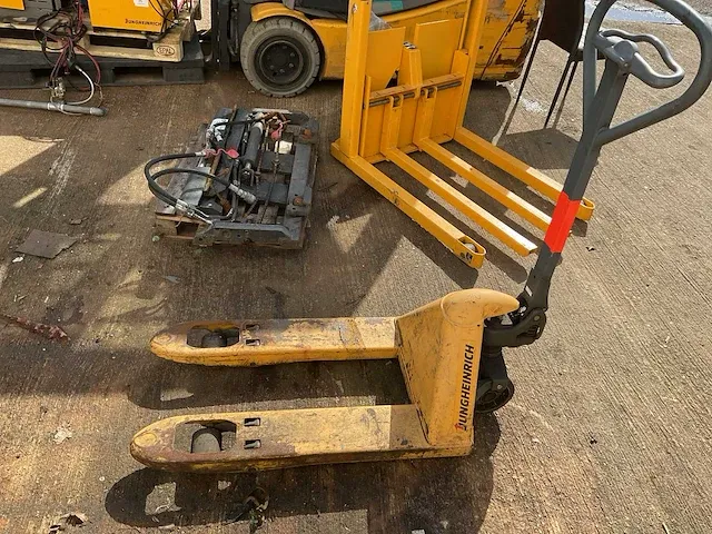 Jungheinrich hand hydraulische palletwagen - afbeelding 1 van  2