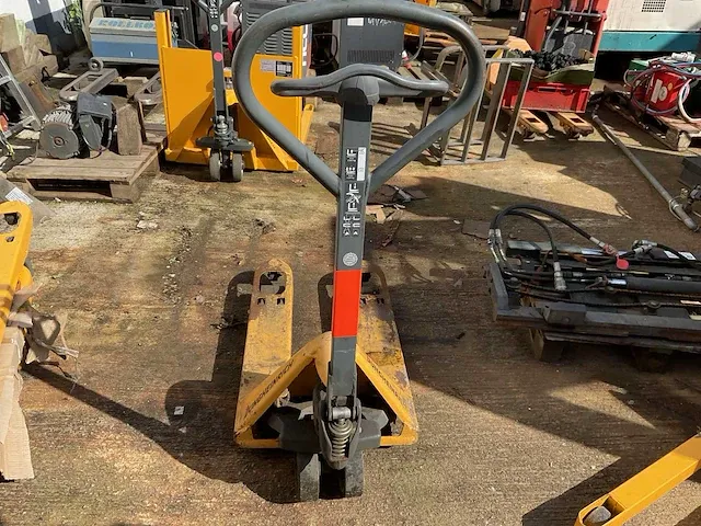 Jungheinrich hand hydraulische palletwagen - afbeelding 2 van  2