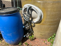 Juno polyester verticale vacuüm opslagtank, gebruikt als watertank voor opslag regenwater. - afbeelding 3 van  7