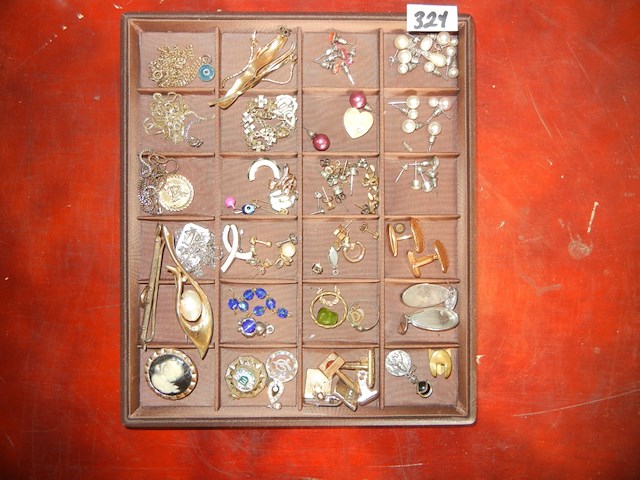 Juwelen zonder doos - afbeelding 1 van  2