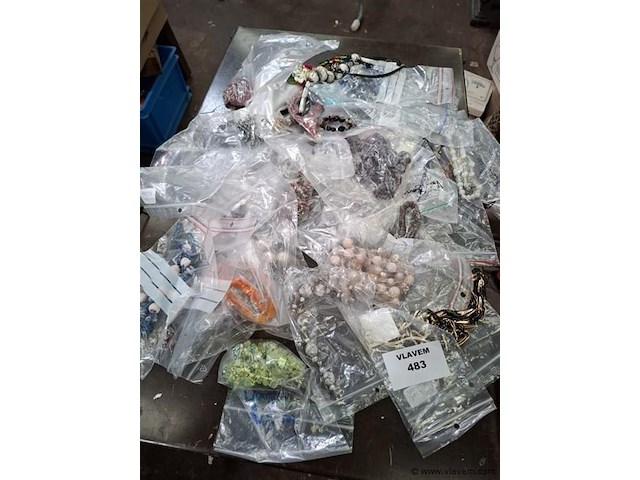 Juwelen - afbeelding 1 van  7