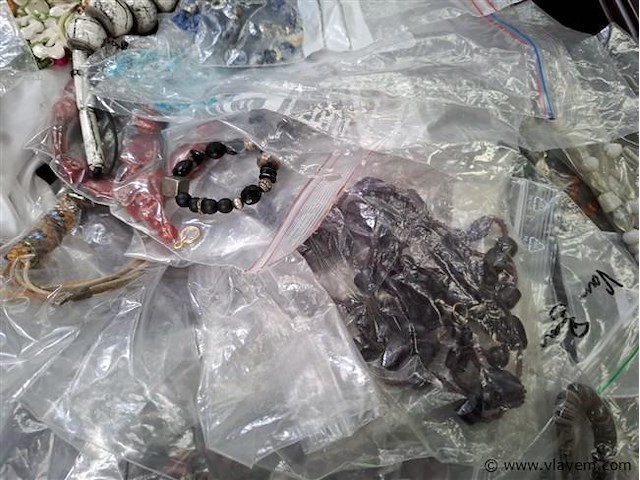 Juwelen - afbeelding 4 van  7