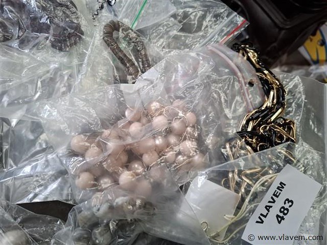 Juwelen - afbeelding 5 van  7