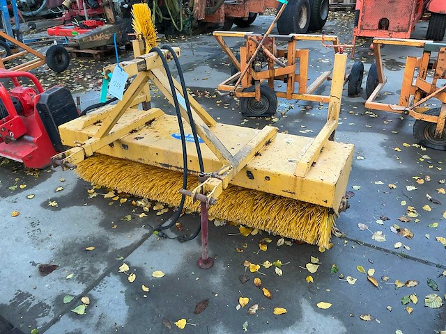 Jydeland sweep gedragen borstel - afbeelding 1 van  5