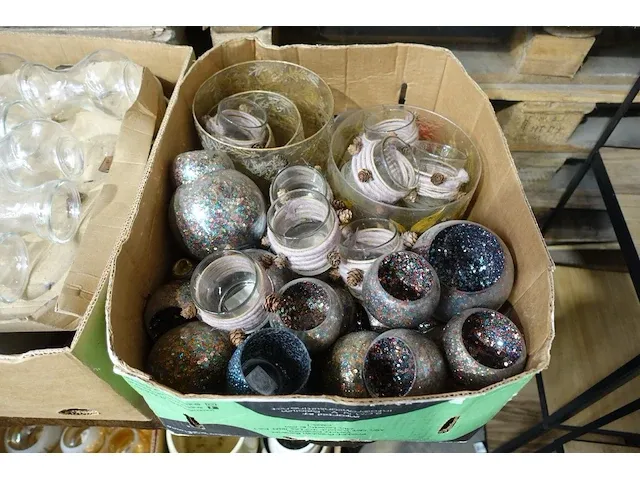 Kaarshouder en potjes met diverse kaarsen - afbeelding 2 van  8