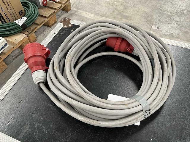 Kabel 400v/16a - afbeelding 1 van  2