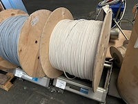 Kabel op afrolkar - afbeelding 1 van  4