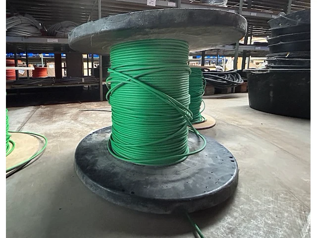 Kabel op rol ong 30 m - afbeelding 1 van  5