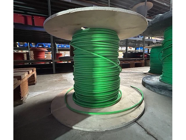 Kabel op rol ong 35 m - afbeelding 1 van  3