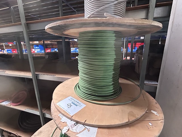 Kabel op rol ong 90 m - afbeelding 1 van  2
