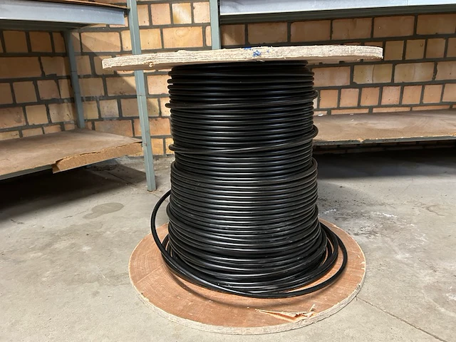 Kabel op rol - afbeelding 1 van  3