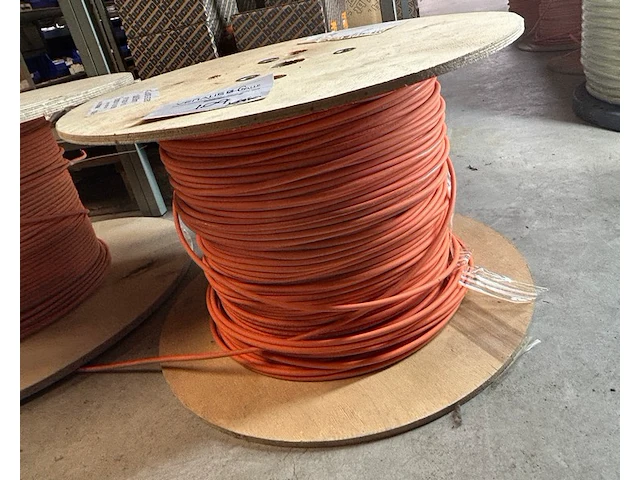 Kabel op rol - afbeelding 1 van  4
