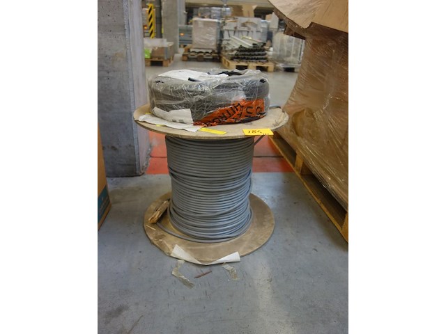 Kabel op rol - afbeelding 1 van  9