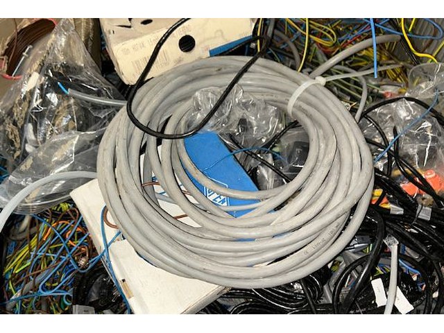 Kabelresten - afbeelding 6 van  6