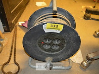 Kabelrol 220v - afbeelding 1 van  2