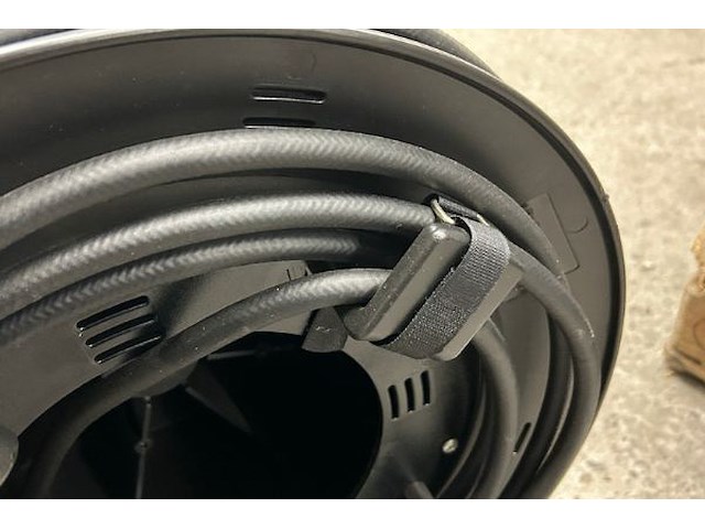 Kabelrol schill met camerakabel - afbeelding 3 van  5