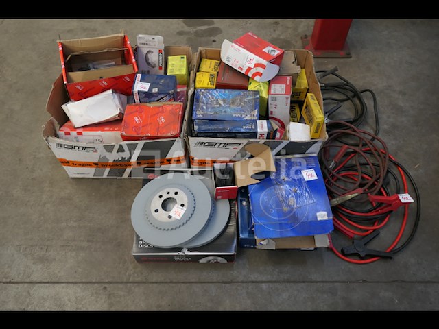 Kabels, diverse auto-onderdelen - afbeelding 1 van  10