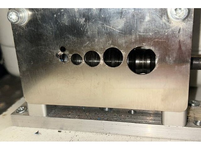 Kabelstriptoestel - afbeelding 2 van  3