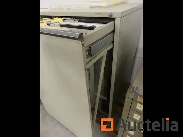 Kabinet met plannen - afbeelding 3 van  3