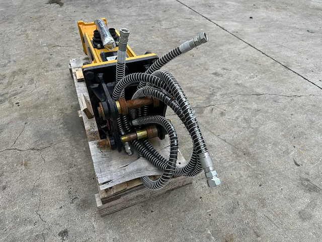 Kabonc - 2025 - kbkc45 - hydraulische hamer - kabonc - kbkc45 - afbeelding 5 van  10