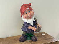 Kabouter met mandje h52cm - afbeelding 1 van  2