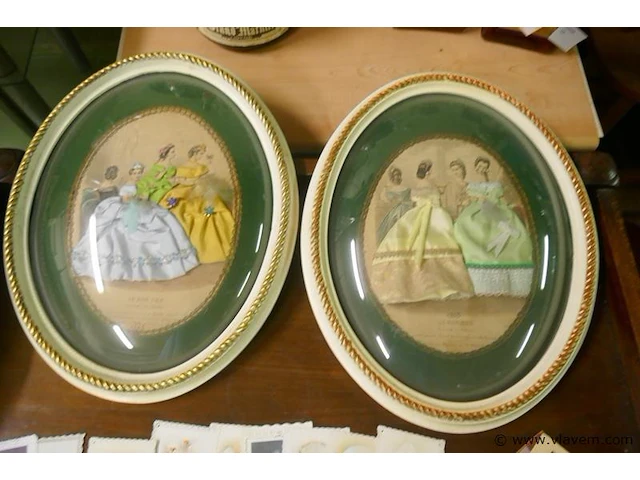 Kaders met klederdracht - afbeelding 2 van  3